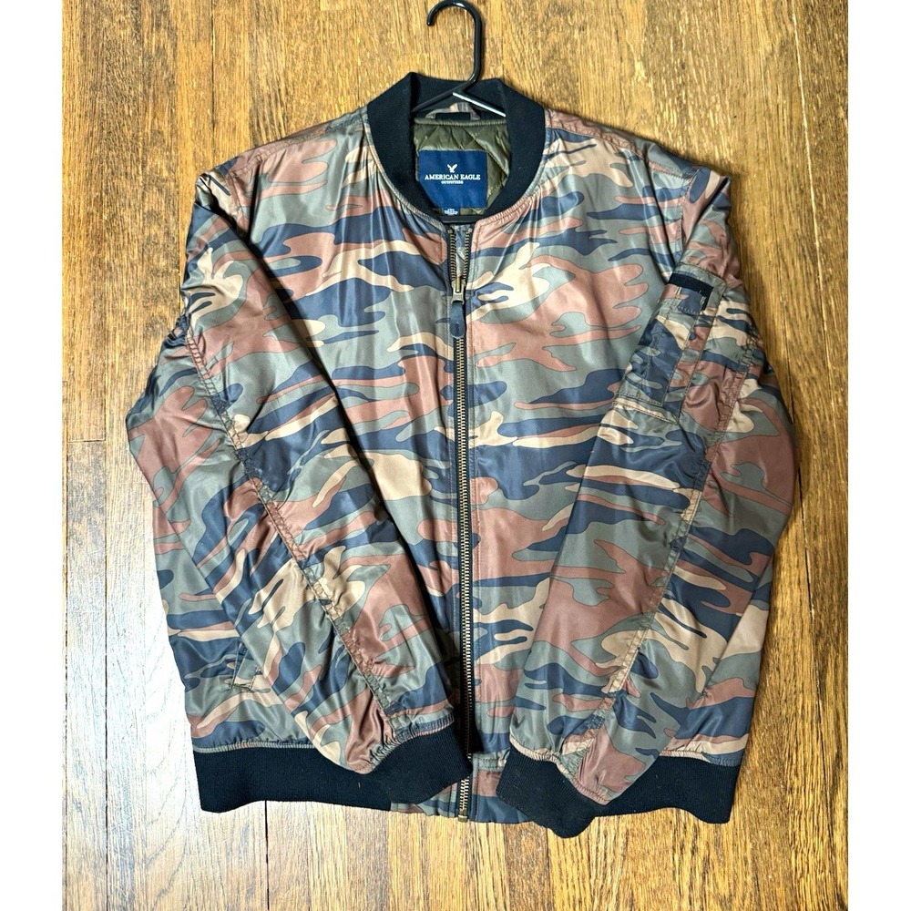 American Eagle Outfitters Camo Bomber Jacket Mens L Full Zip Lined Pockets